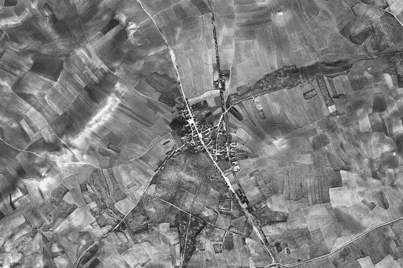 Ortofoto de 1956-1957 del núcleo de Roales