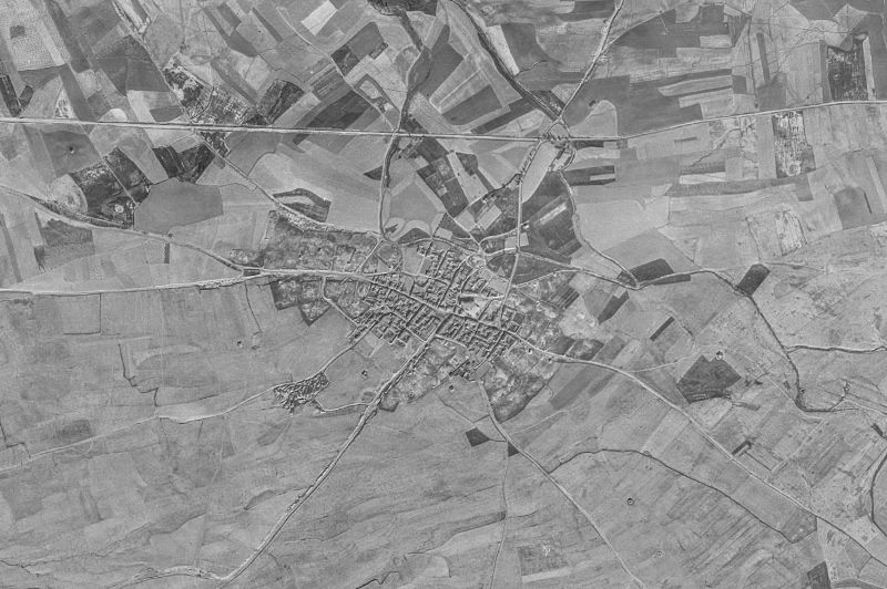 Ortofoto de 1956-1957 del núcleo de Tapioles