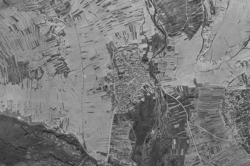 Ortofoto de 1956-1957 del núcleo de Uña de Quintana