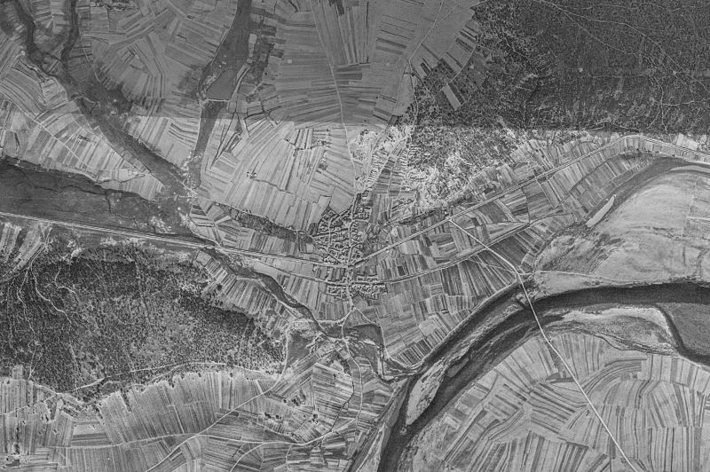 Ortofoto de 1956-1957 del núcleo de Vega de Tera