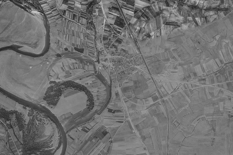 Ortofoto de 1956-1957 del núcleo de Villabrázaro