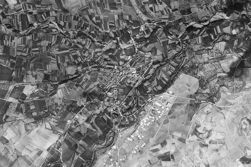 Ortofoto de 1956-1957 del núcleo de Ainzón