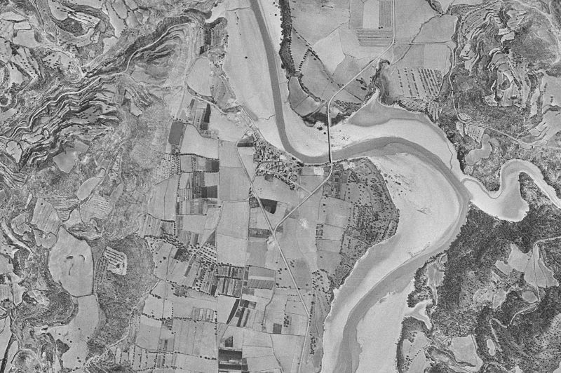Ortofoto de 1956-1957 del núcleo de Ardisa