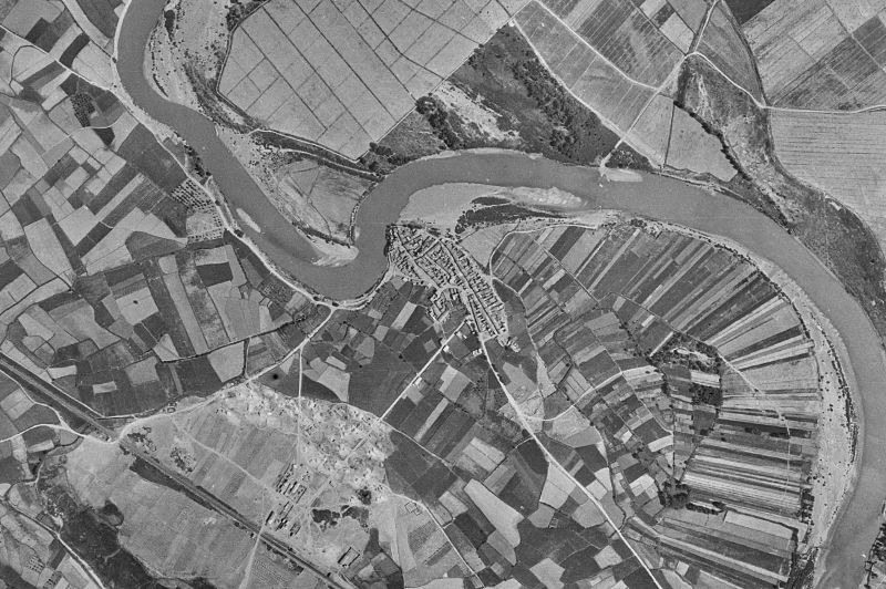 Ortofoto de 1956-1957 del núcleo de Cabañas de Ebro