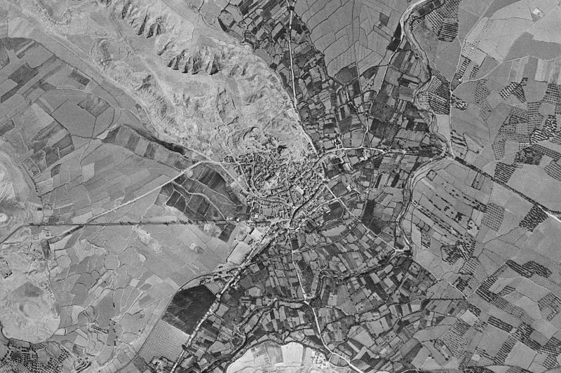 Ortofoto de 1956-1957 del núcleo de Magallón