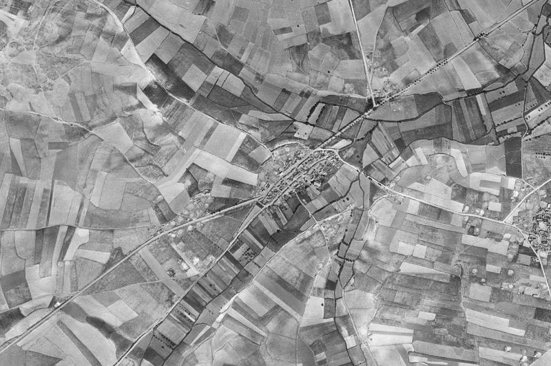 Ortofoto de 1956-1957 del núcleo de Mainar