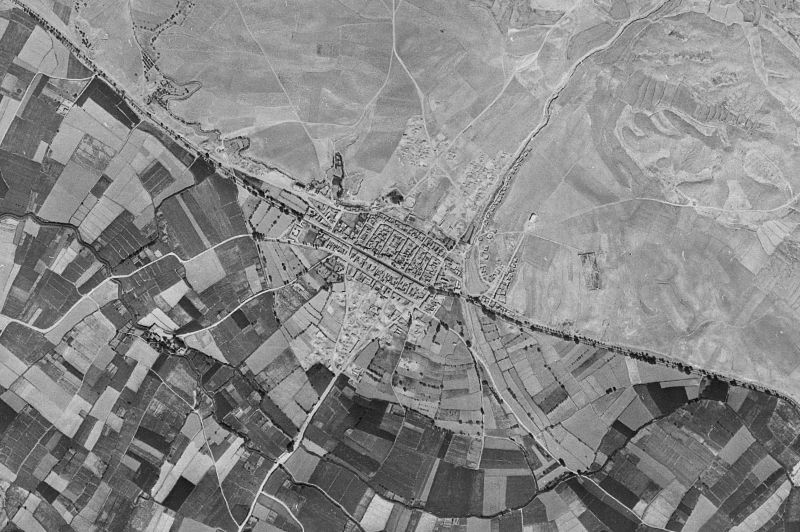 Ortofoto de 1956-1957 del núcleo de La Puebla de Alfindén