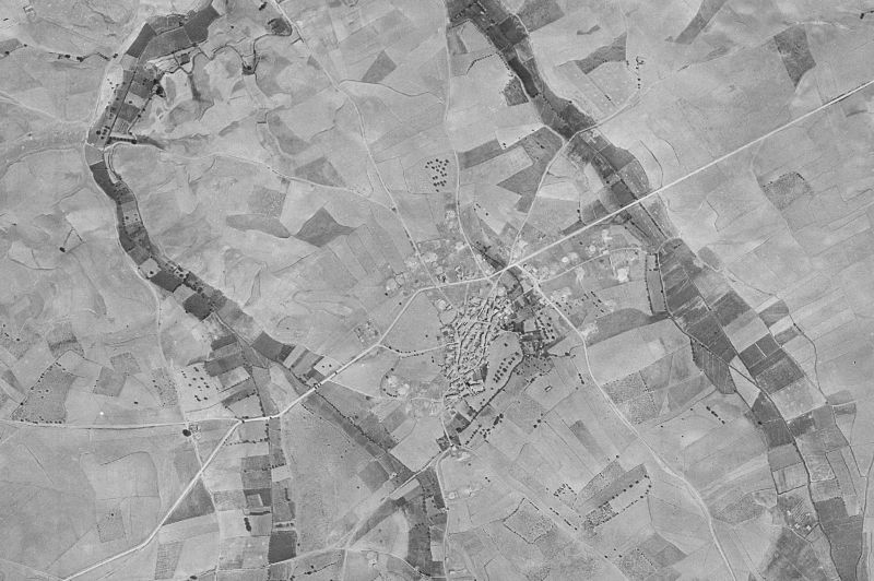 Ortofoto de 1956-1957 del núcleo de Romanos