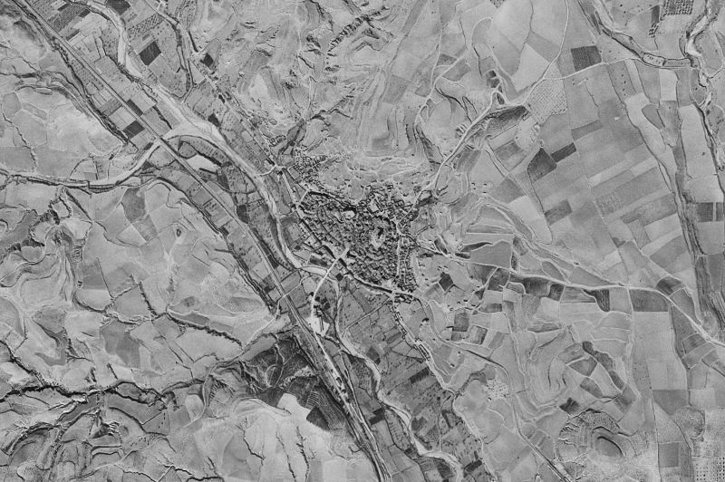 Ortofoto de 1956-1957 del núcleo de Villarroya de la Sierra